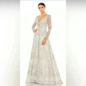 Mac Duggal Embellished Illusion Long Sleeve A Line Gown Plus Size 20 Style 20402